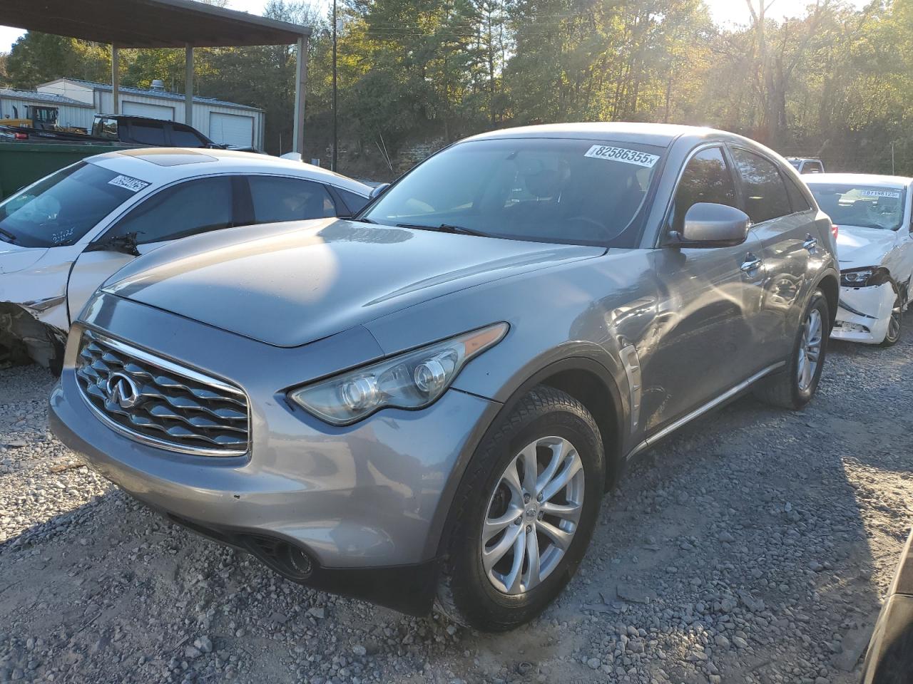 Salvage INFINITI Fx Image