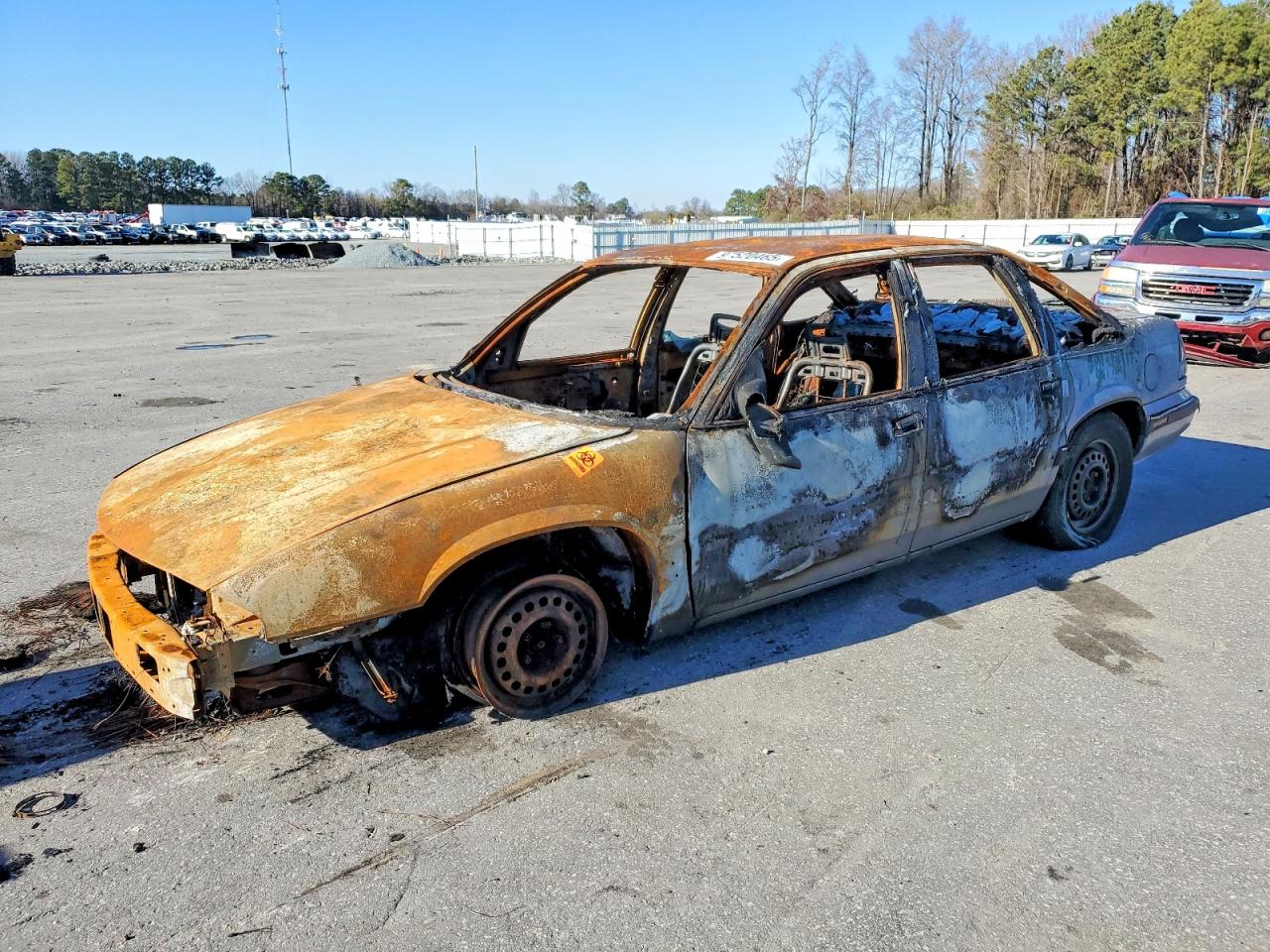 Salvage Pontiac Grandprix Image