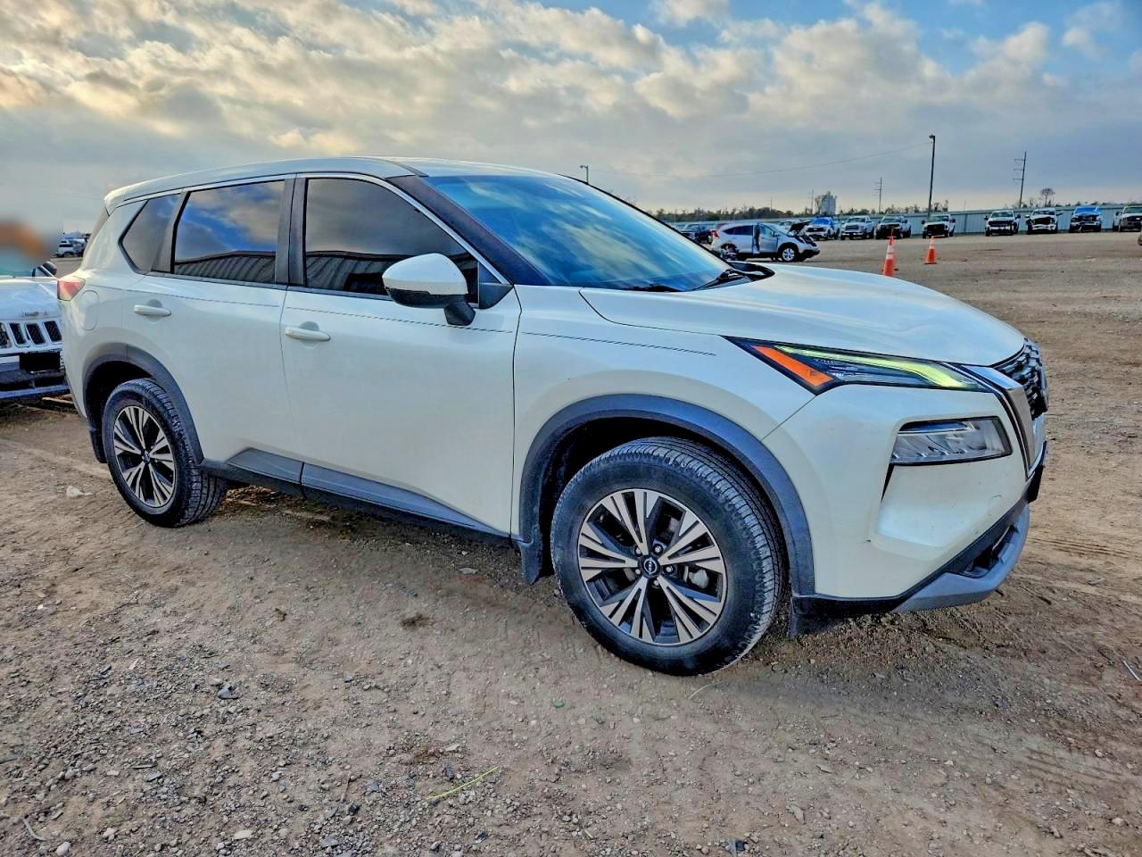 Nissan Rogue Sv