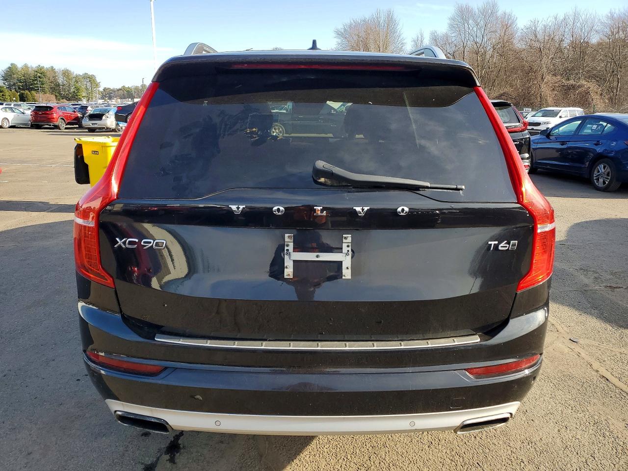 Volvo XC90 T6