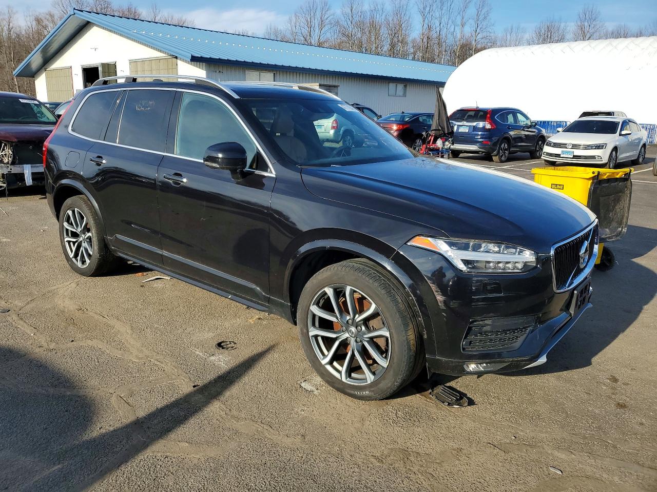 Volvo XC90 T6