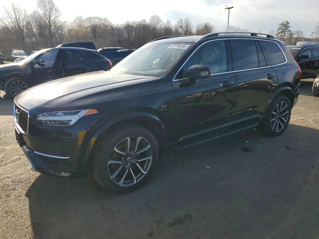 Salvage Volvo XC90 Image