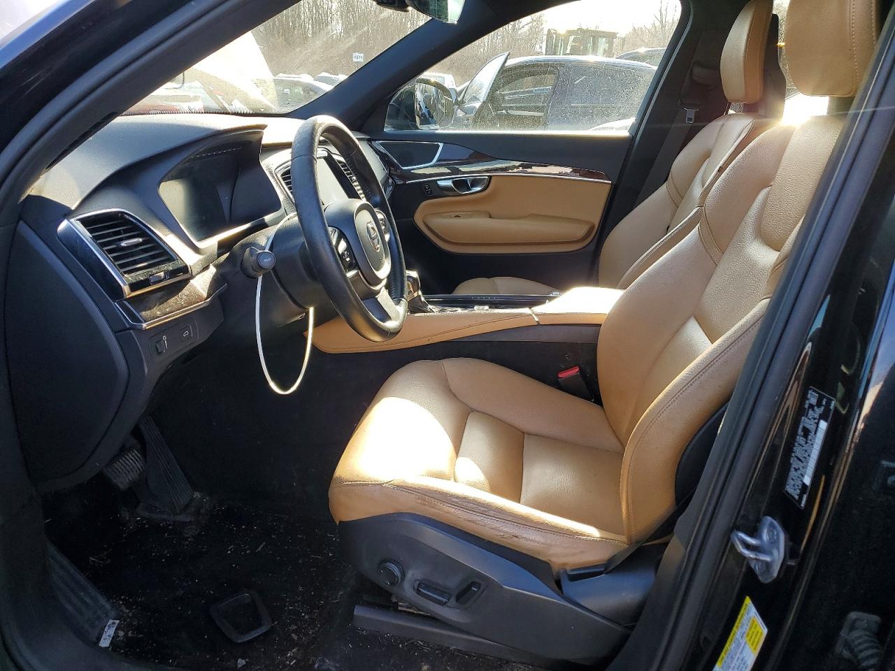 Volvo XC90 T6
