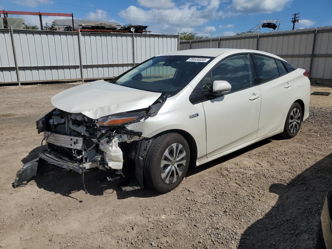 Salvage Toyota Prius Image