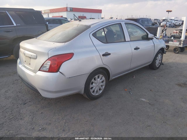 Nissan Versa 1.6 S