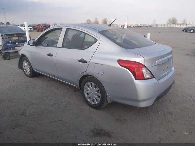 Nissan Versa 1.6 S