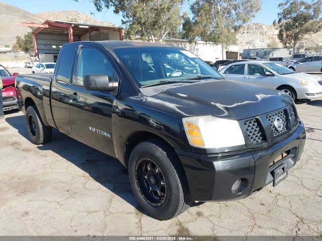 Salvage Nissan Titan Image