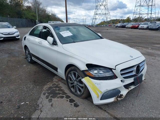 Salvage Mercedes-Benz C-Class Image