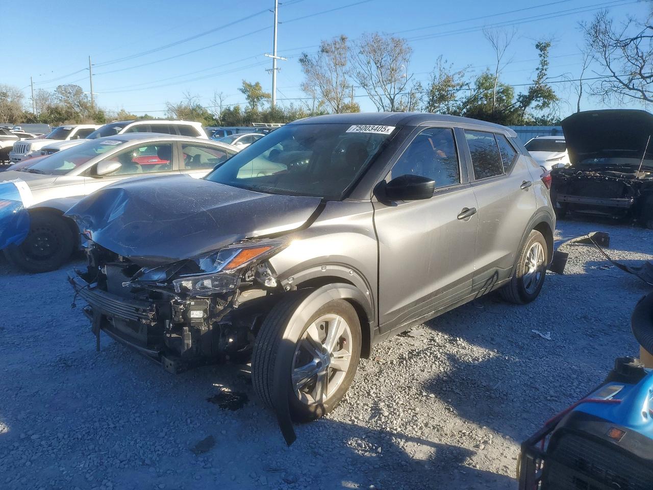 Salvage Nissan Kicks Play Image