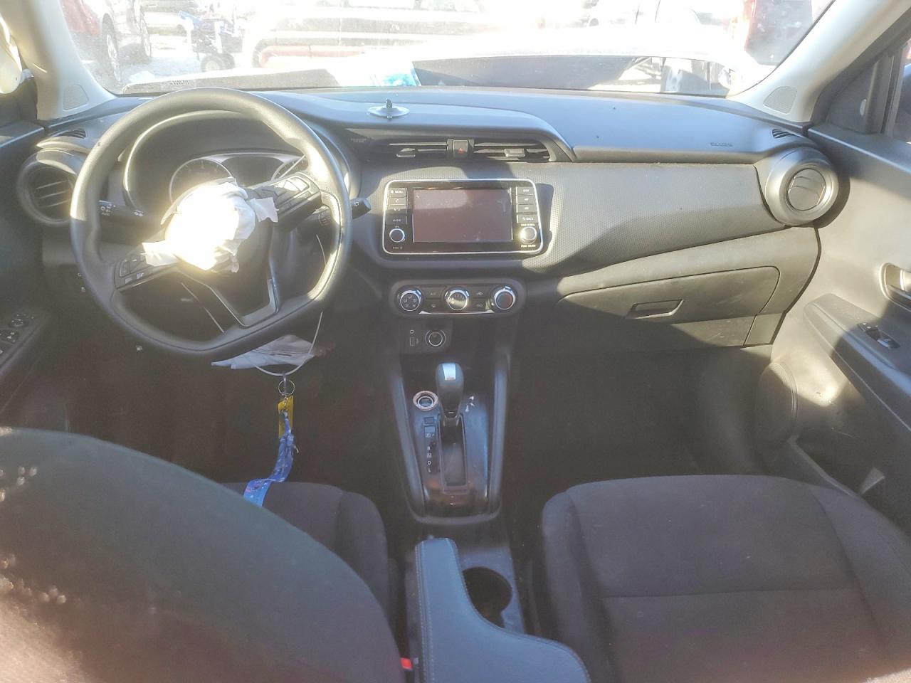 Nissan Kicks Play S
