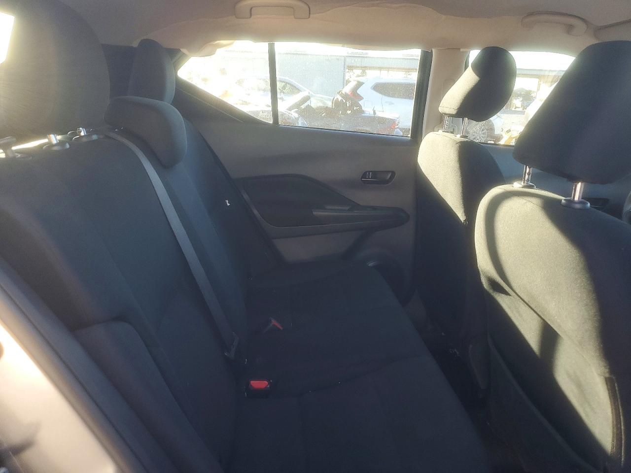 Nissan Kicks Play S