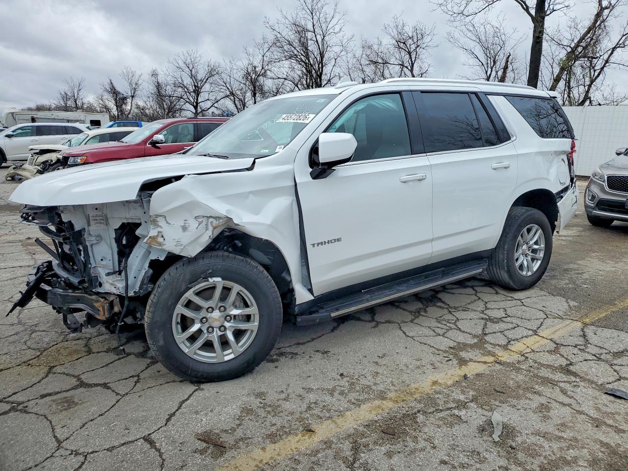 Salvage Chevrolet Tahoe Image