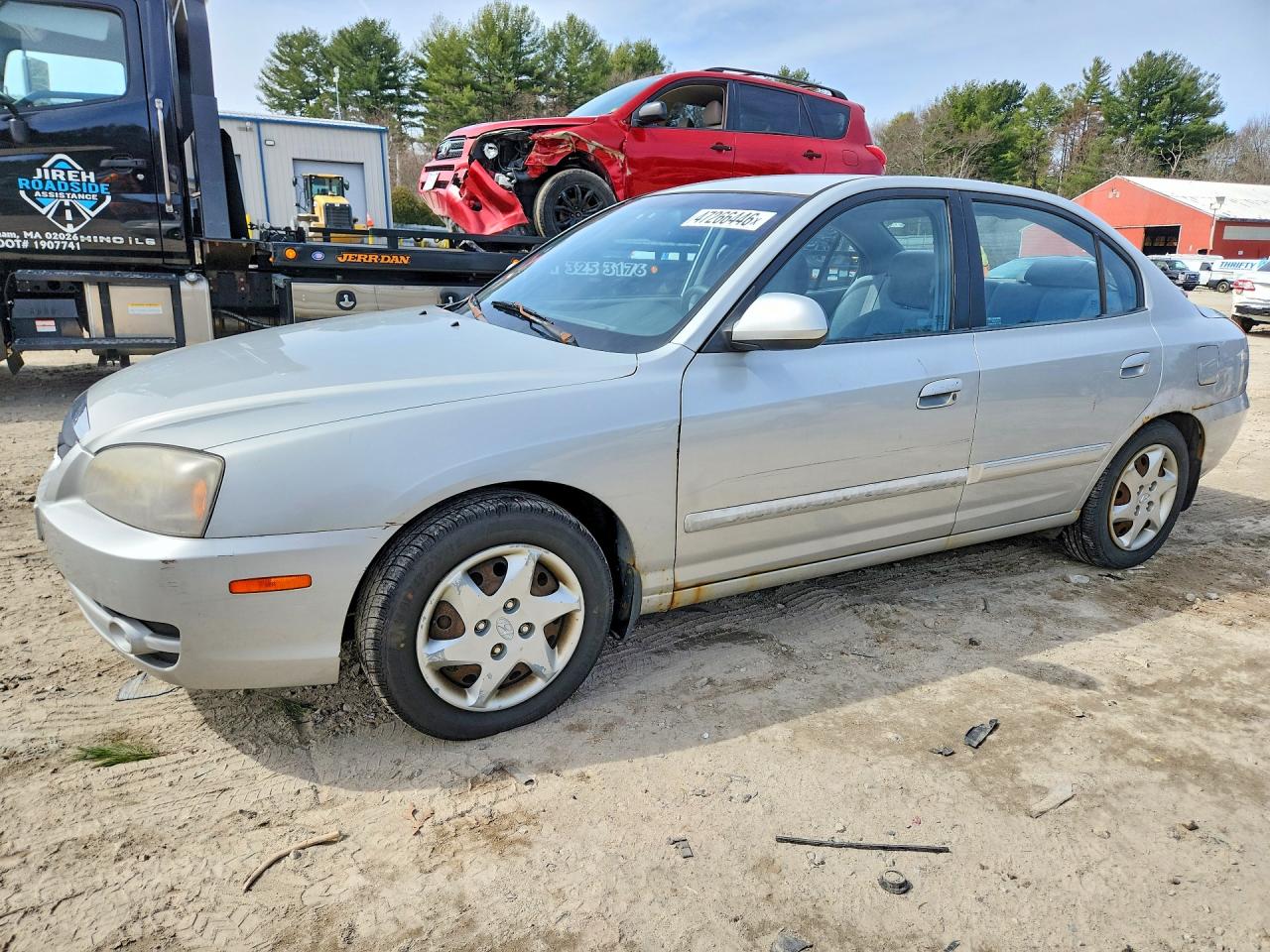 Salvage Hyundai ELANTRA Image