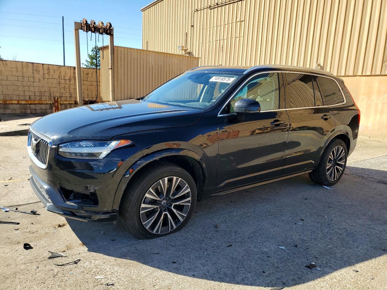 Salvage Volvo XC90 Image