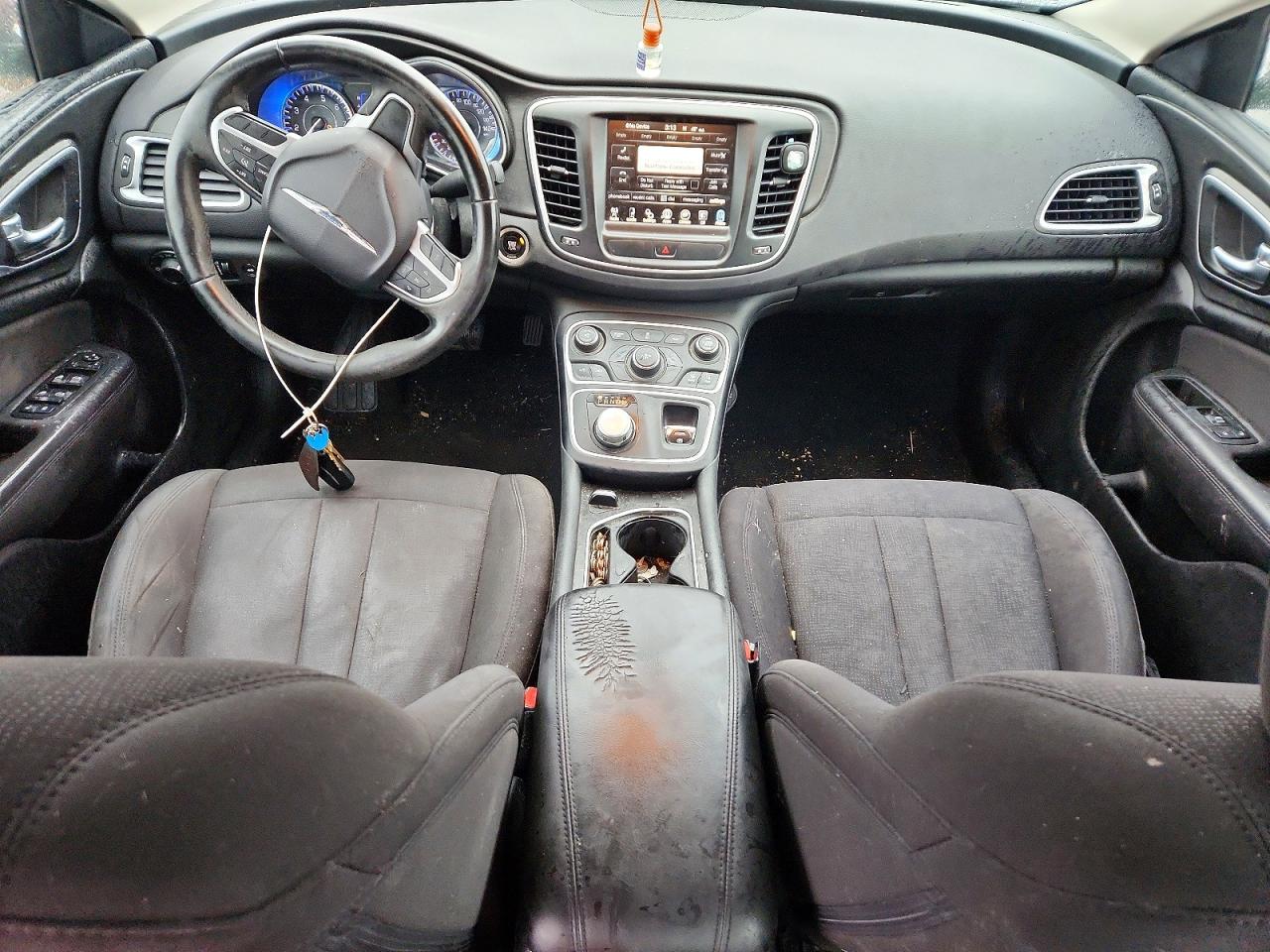 Chrysler 200