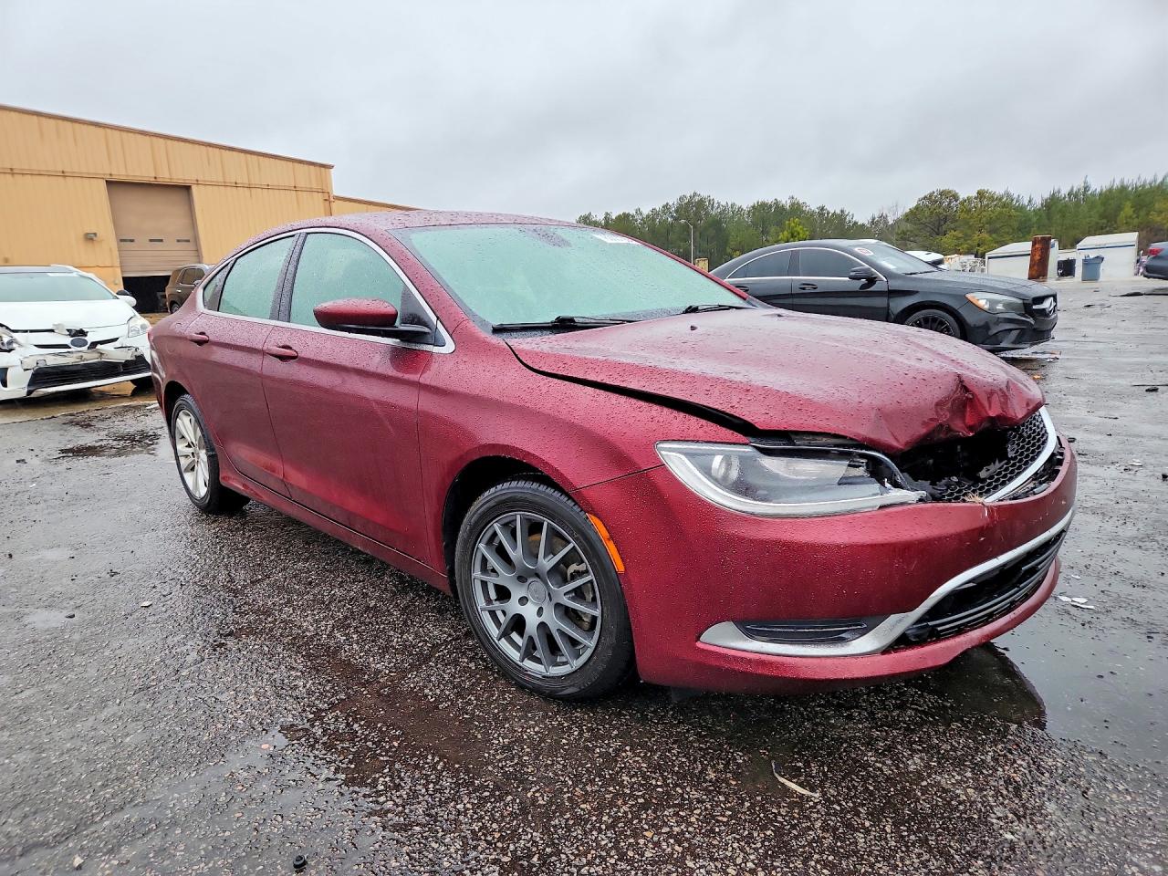 Chrysler 200