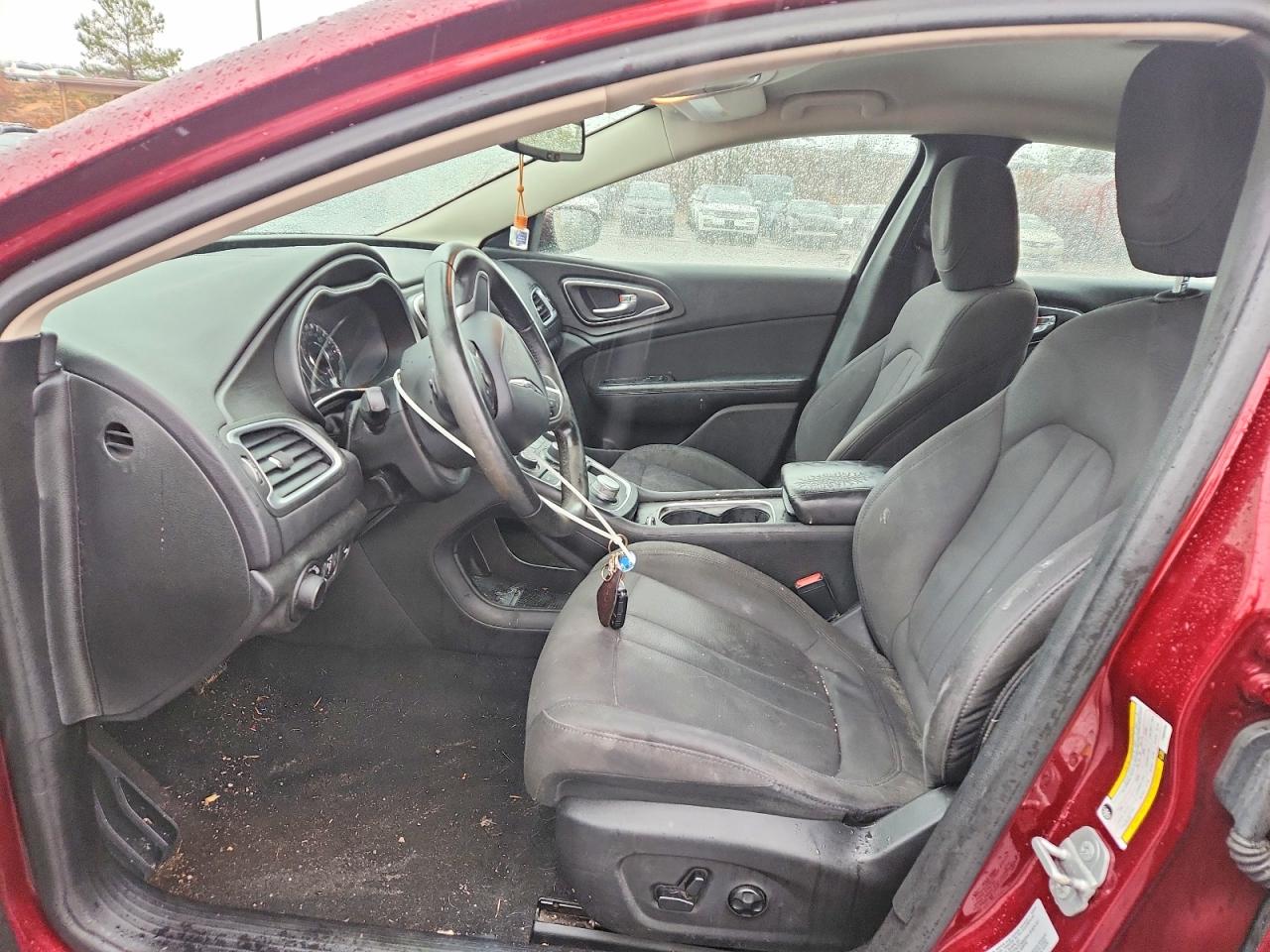 Chrysler 200