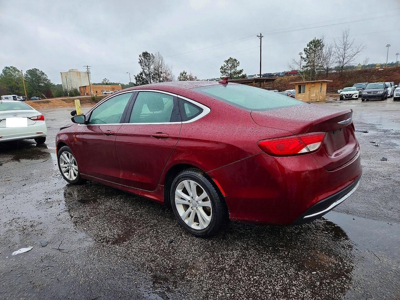 Chrysler 200
