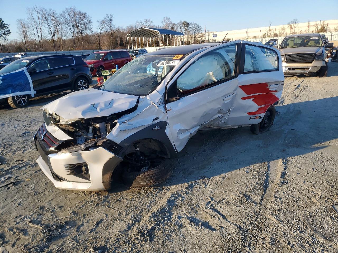 Salvage Mitsubishi Mirage Image