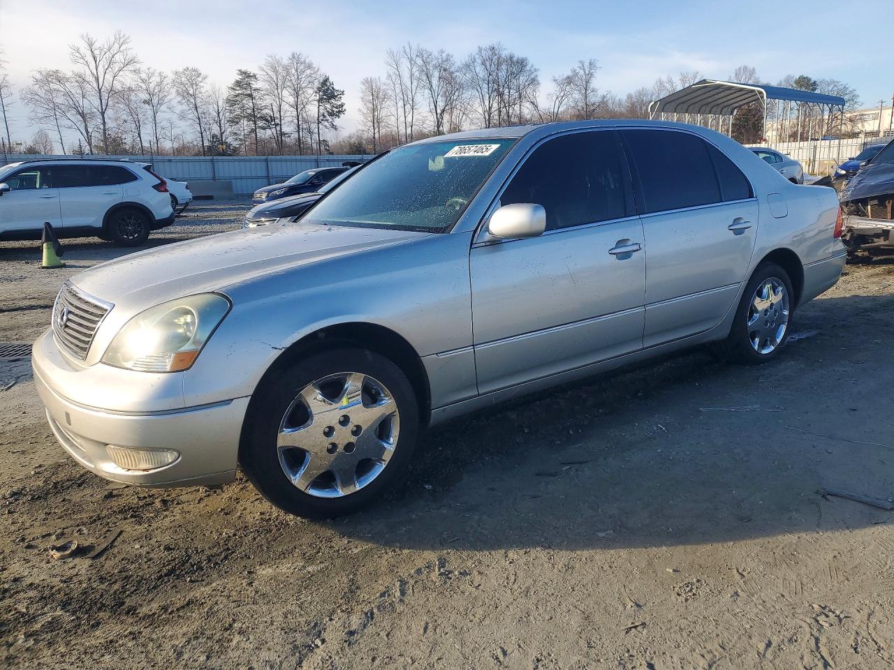 Salvage Lexus LS Image