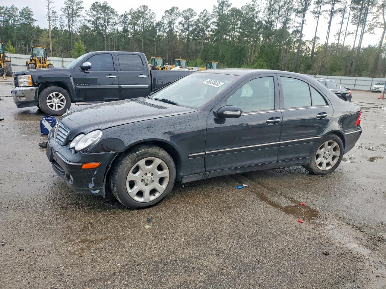 Salvage Mercedes-Benz C-Class Image