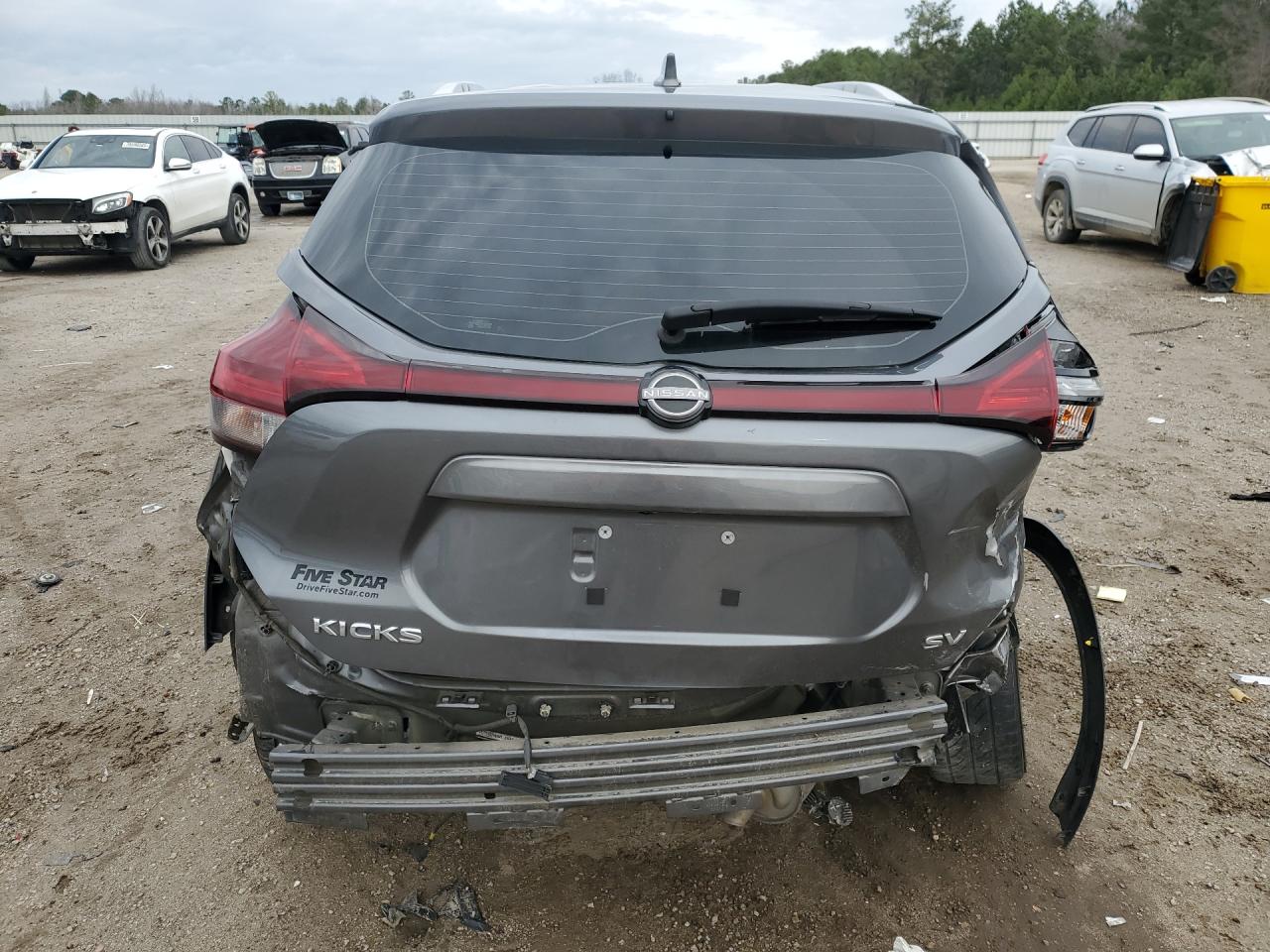 Nissan Kicks