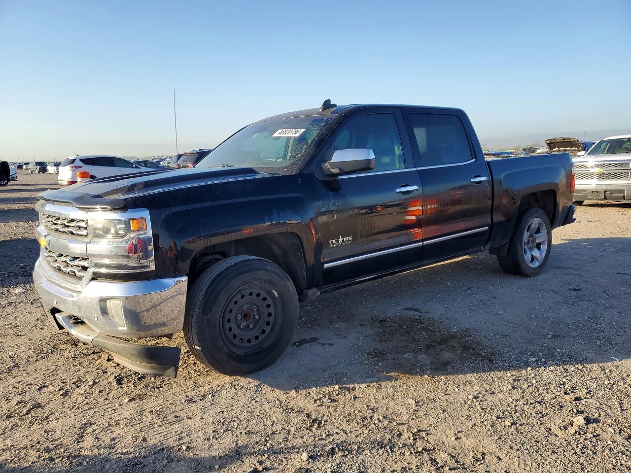 Salvage Chevrolet Silverado Image