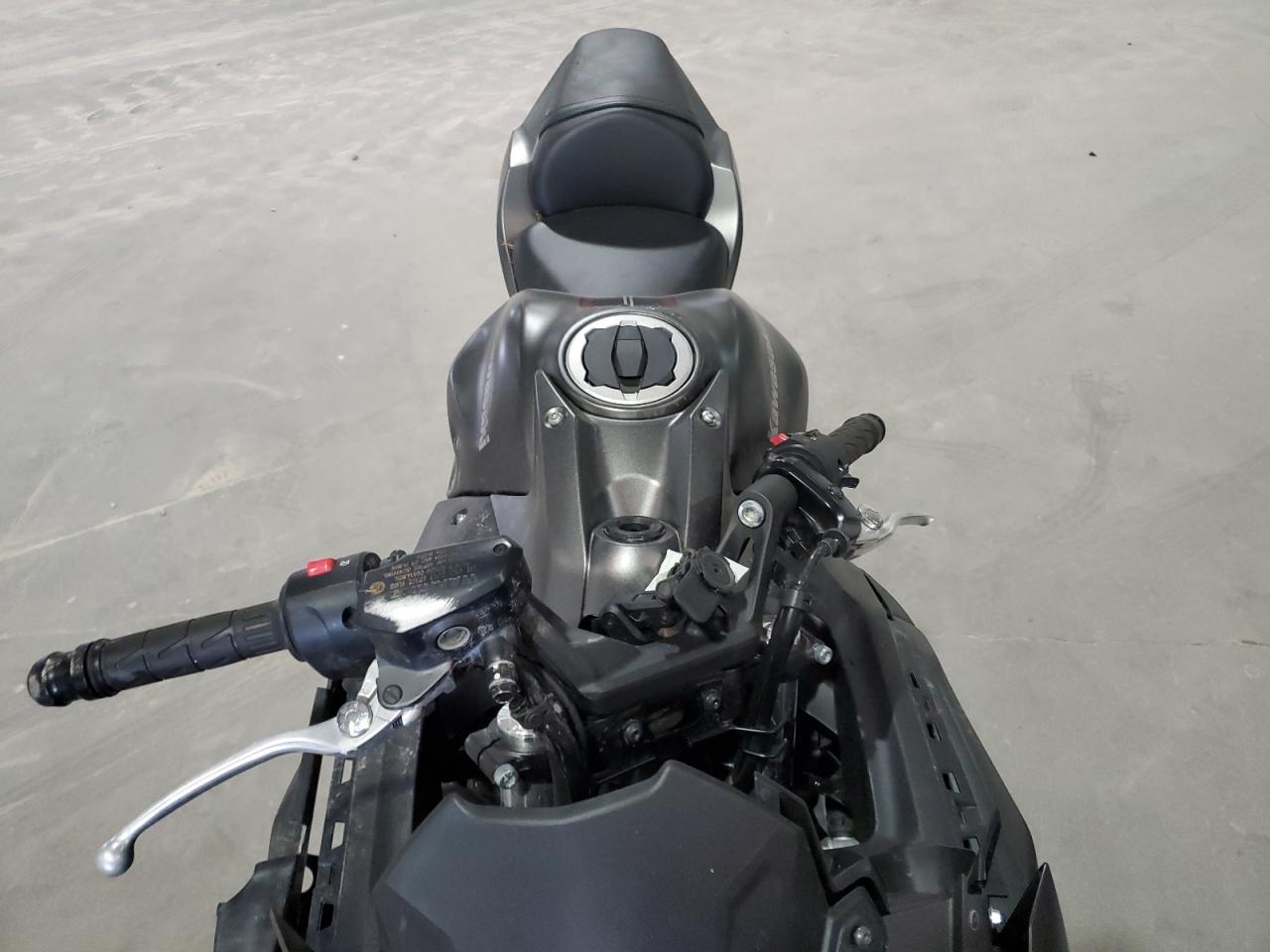 Kawasaki Ex650 N N