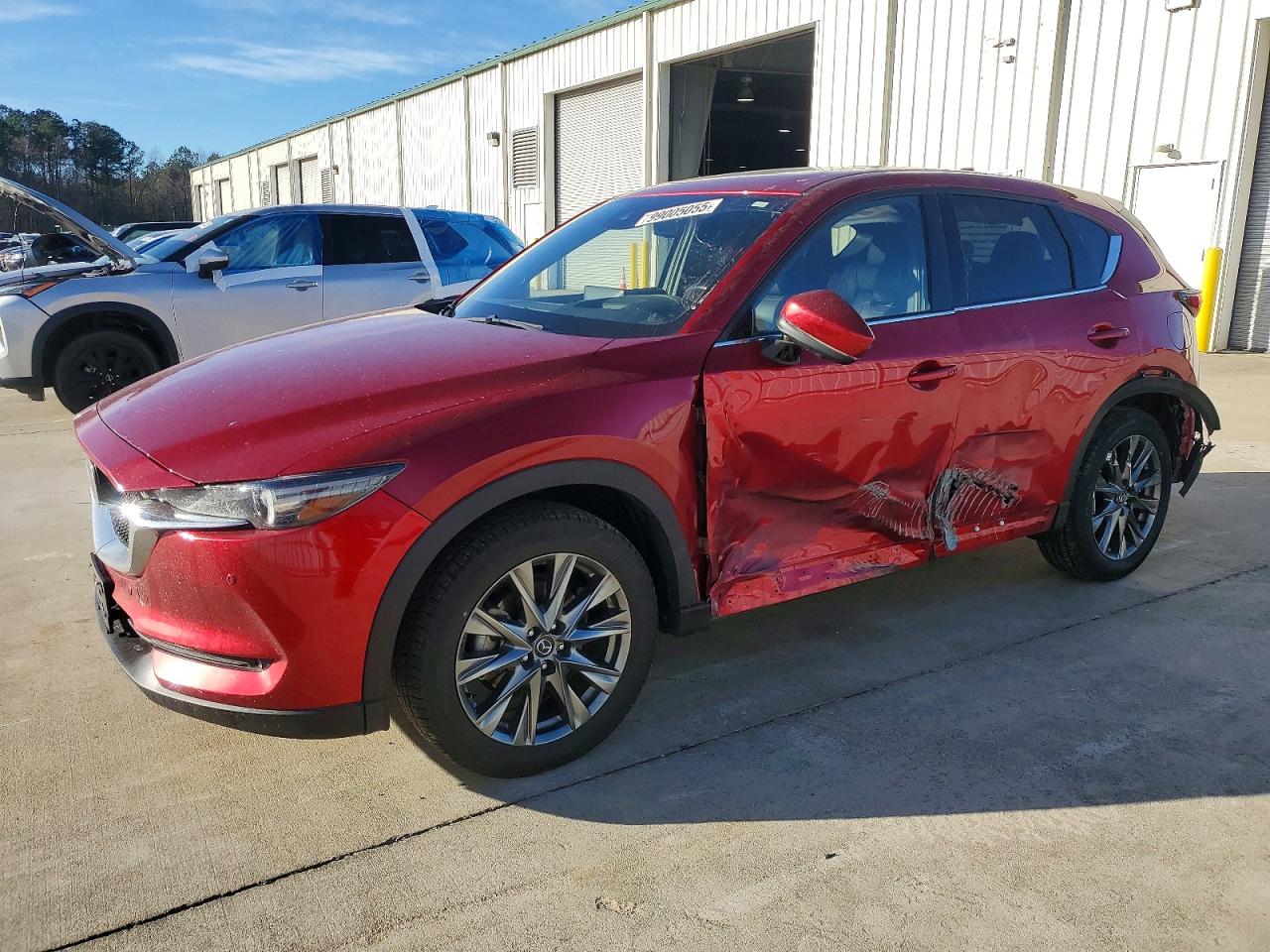 Salvage Mazda Cx Image