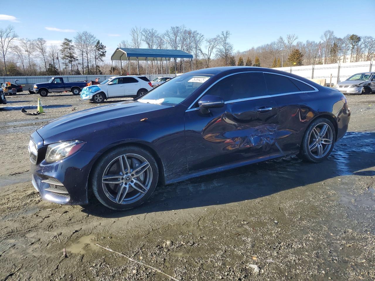 Salvage Mercedes-Benz E-Class Image