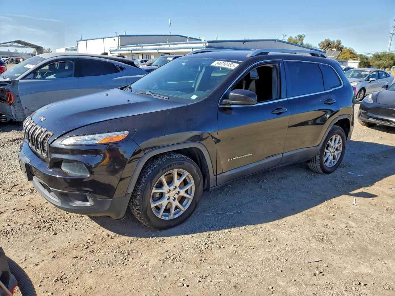 Salvage Jeep Grand Cherokee Image