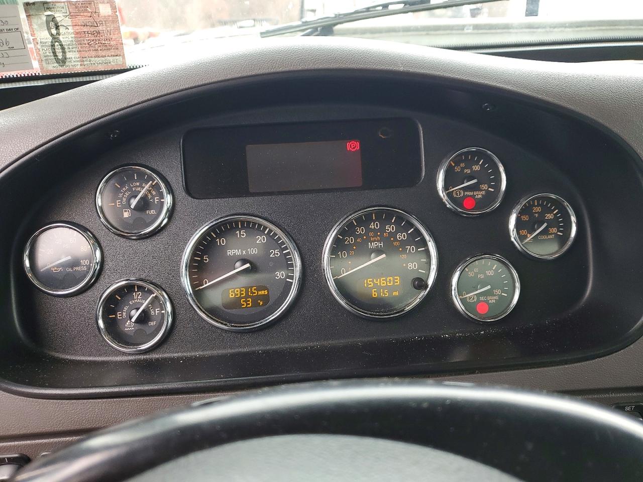 Peterbilt 337