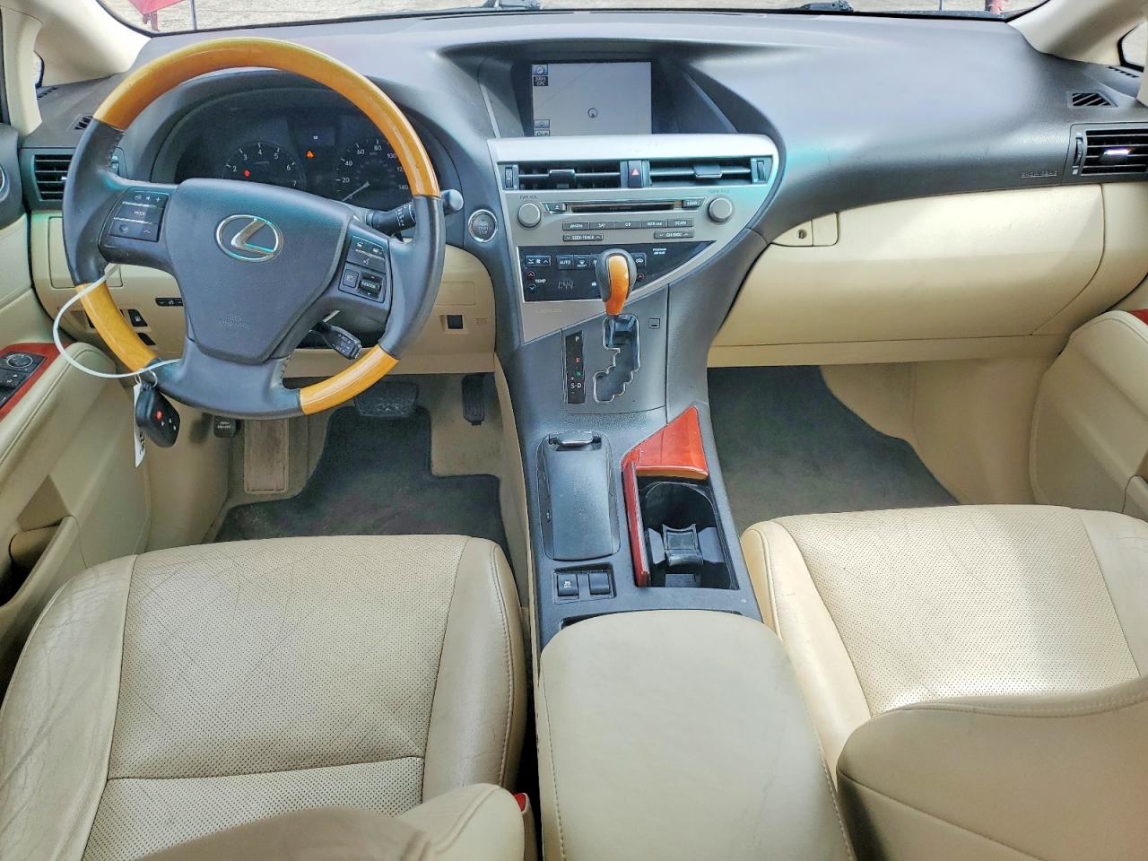 Lexus RX Base