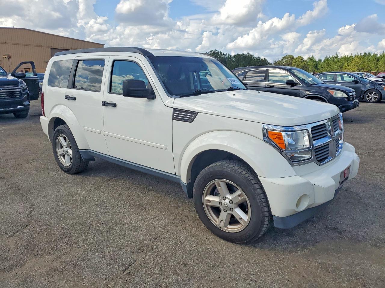Dodge Nitro Slt