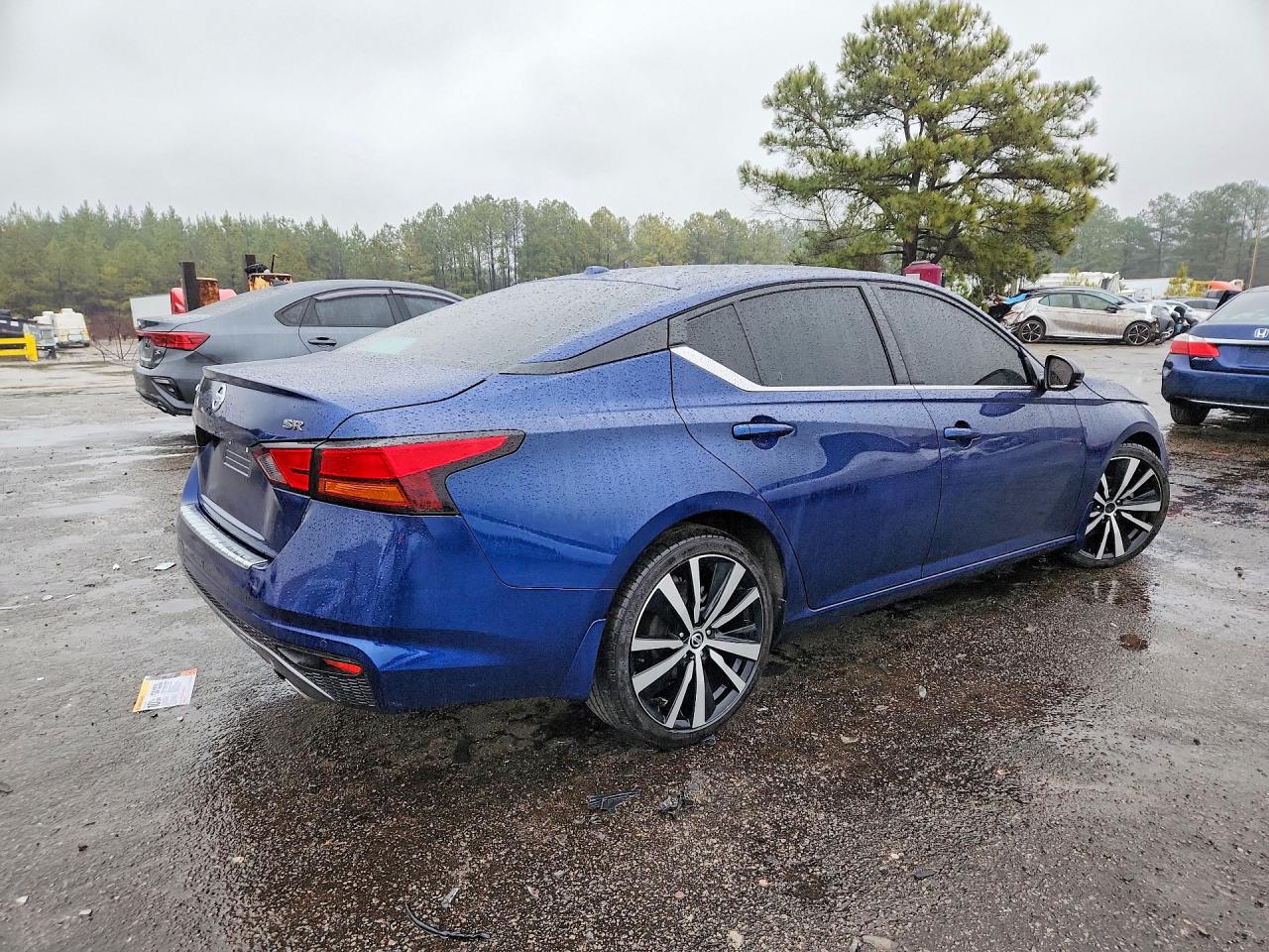 Nissan Altima Sr