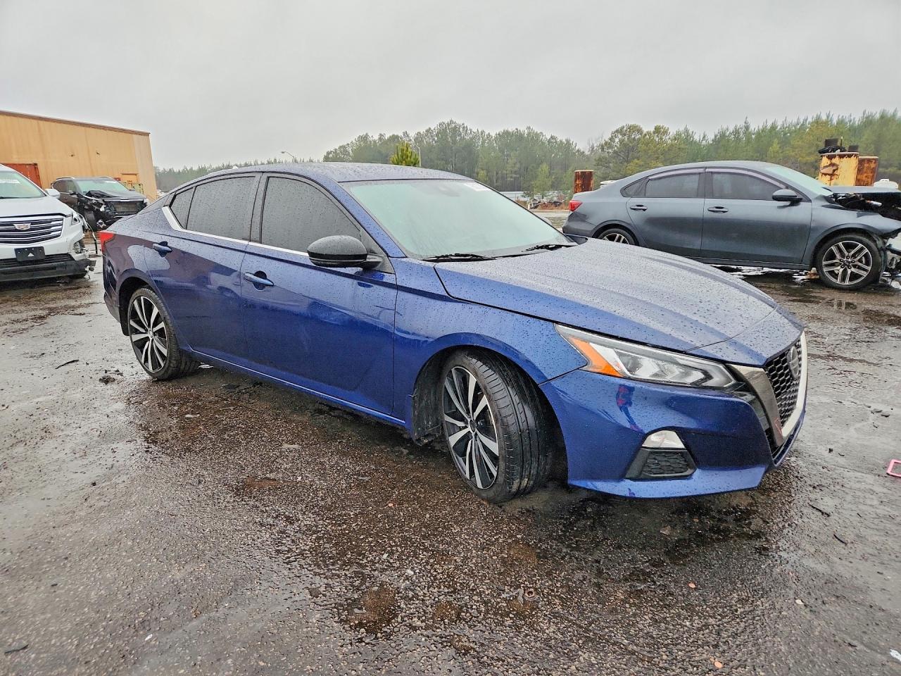 Nissan Altima Sr