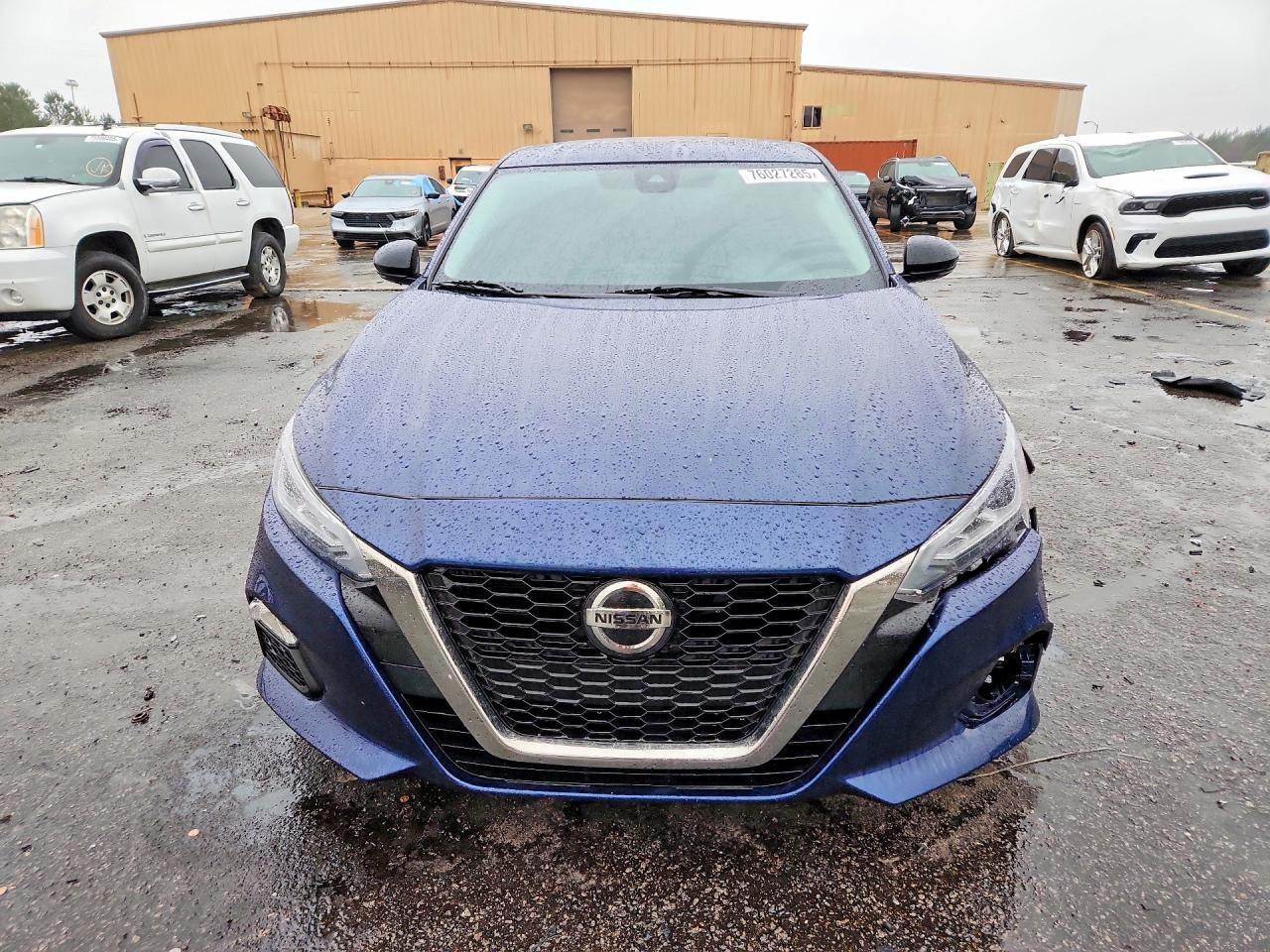 Nissan Altima Sr
