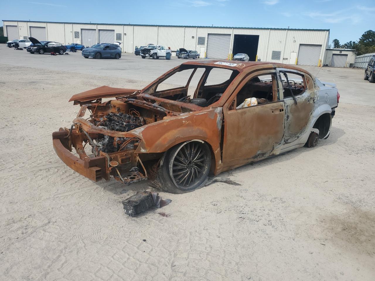 Salvage Dodge Avenger Image