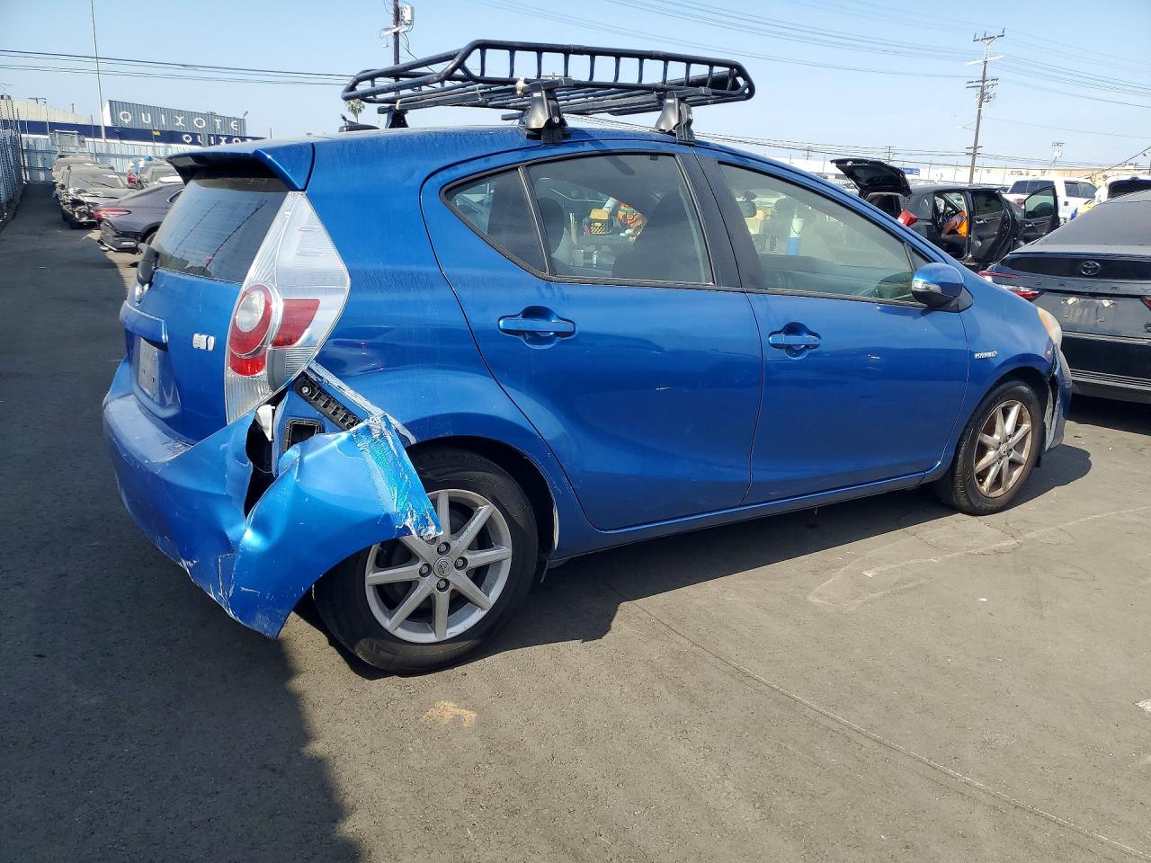 Toyota Prius c Three