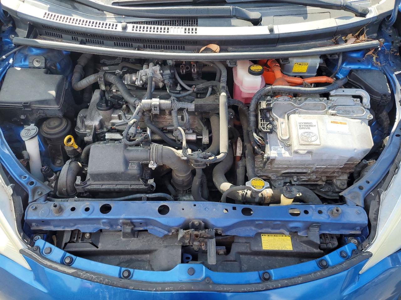 Toyota Prius c Three