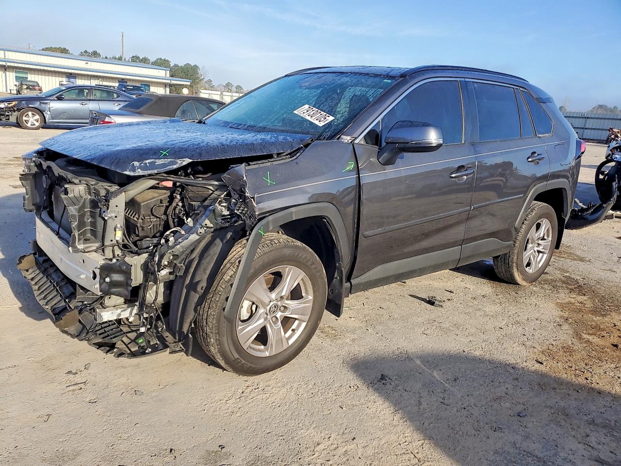 Salvage Toyota RAV4 Image