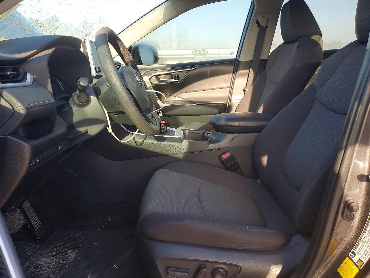 Toyota RAV4 Base