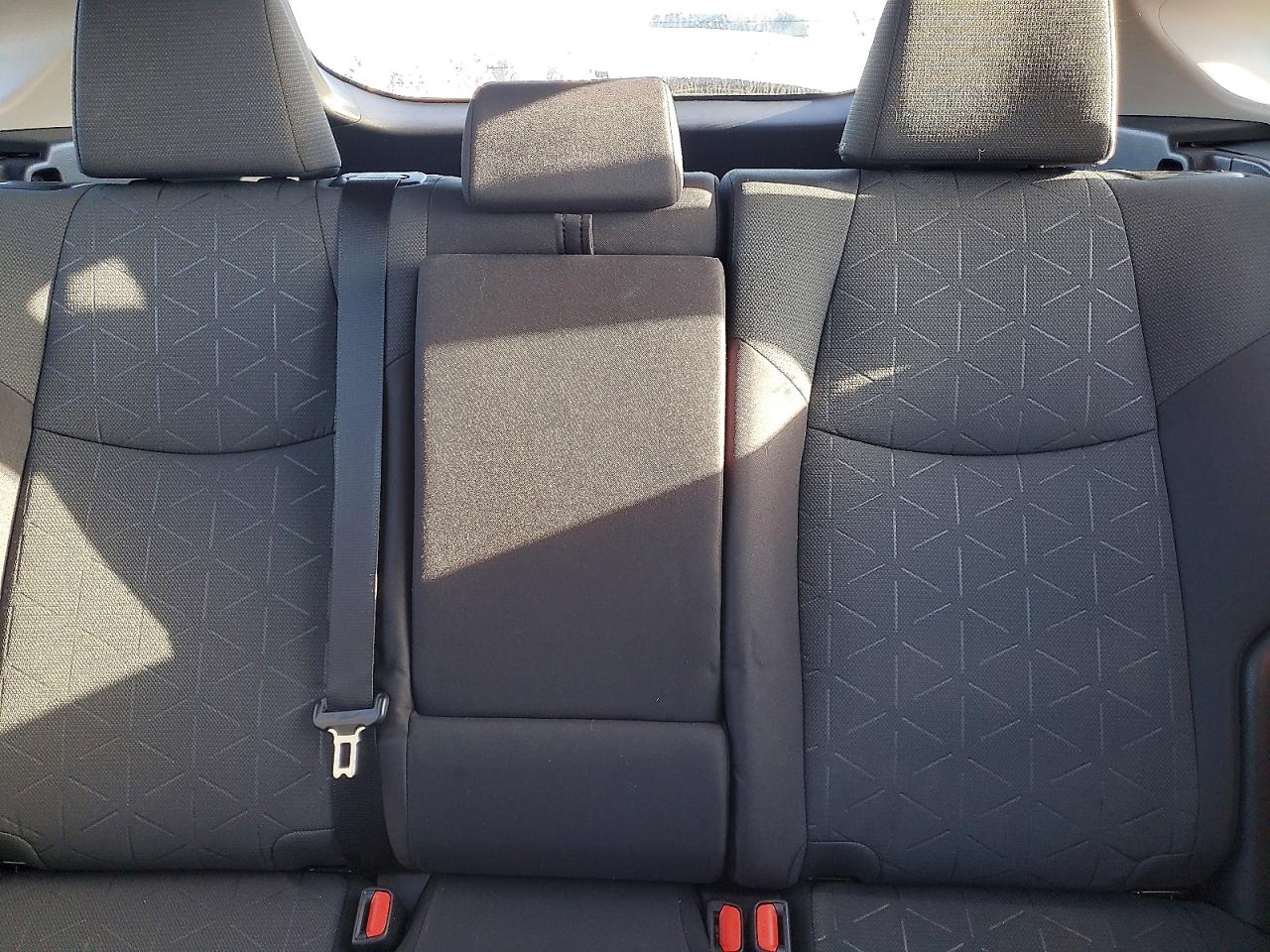 Toyota RAV4 Base