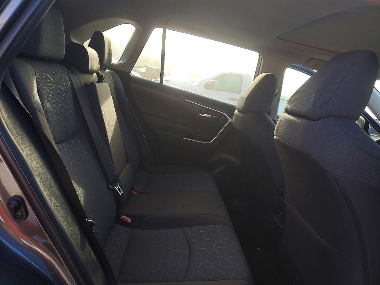 Toyota RAV4 Base