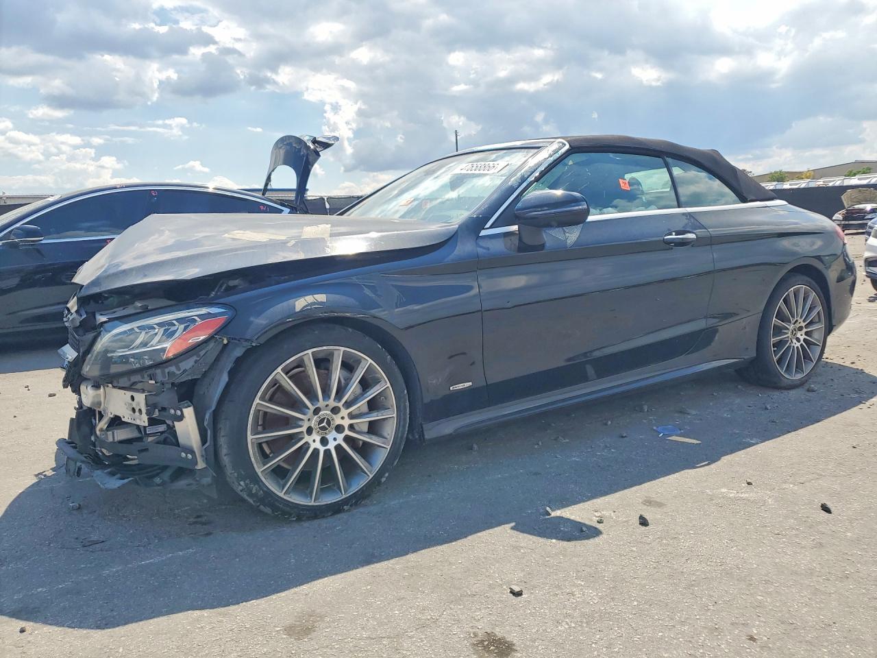Salvage Mercedes-Benz C-Class Image