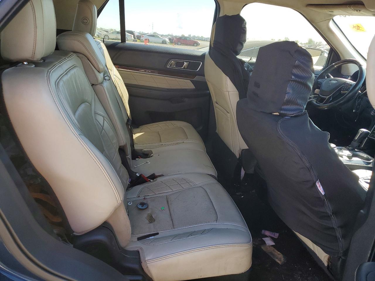 Ford Explorer Platinum