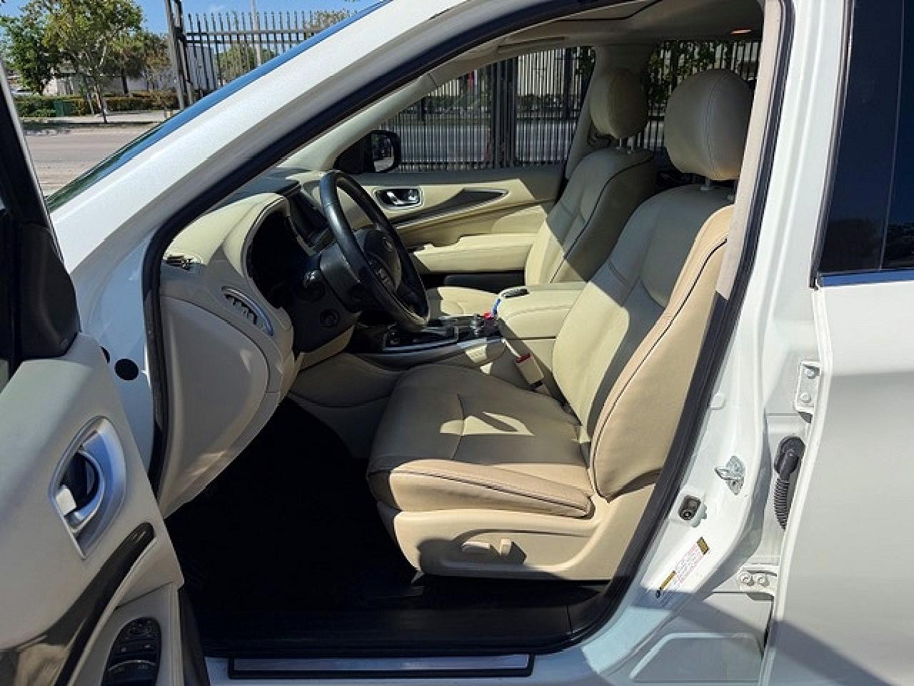 INFINITI Qx Pure