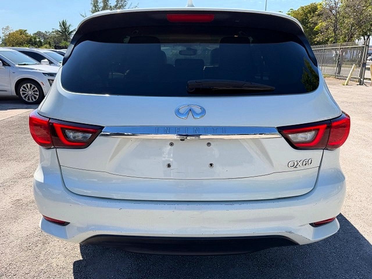 INFINITI Qx Pure