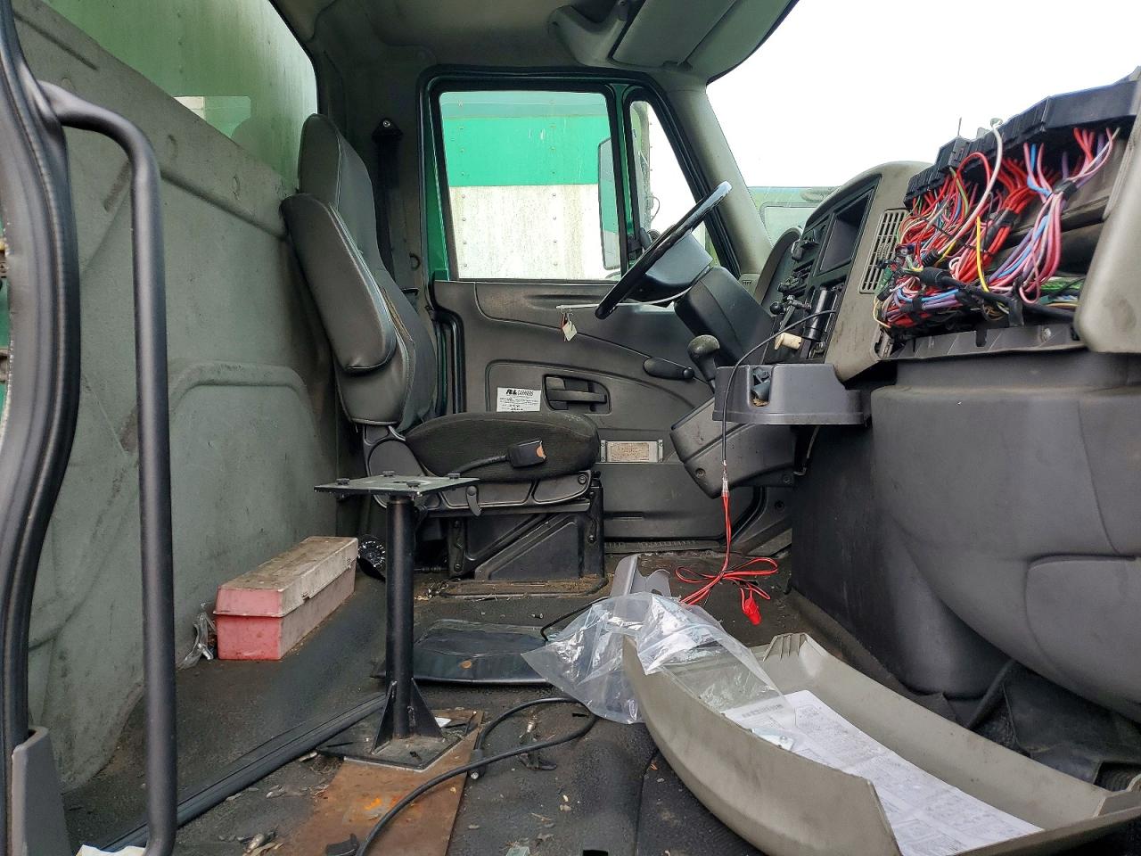 International 4300