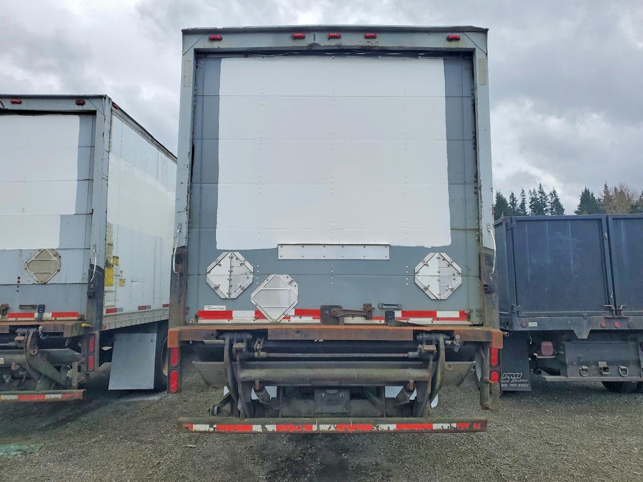 International 4300